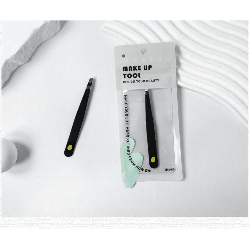Ultra-Thin Oblique Eyebrow Tweezer 產品圖